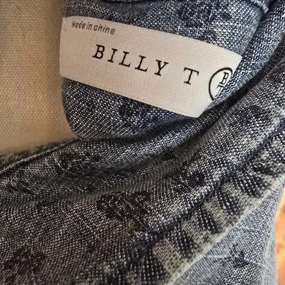 NWT Billy T Denim Floral Shirt Dress | Ditsy Print Floral Denim Button-Up Dress - Picture 5 of 5